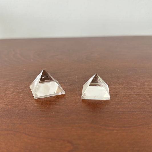 Clear Quartz Sm Pyramid