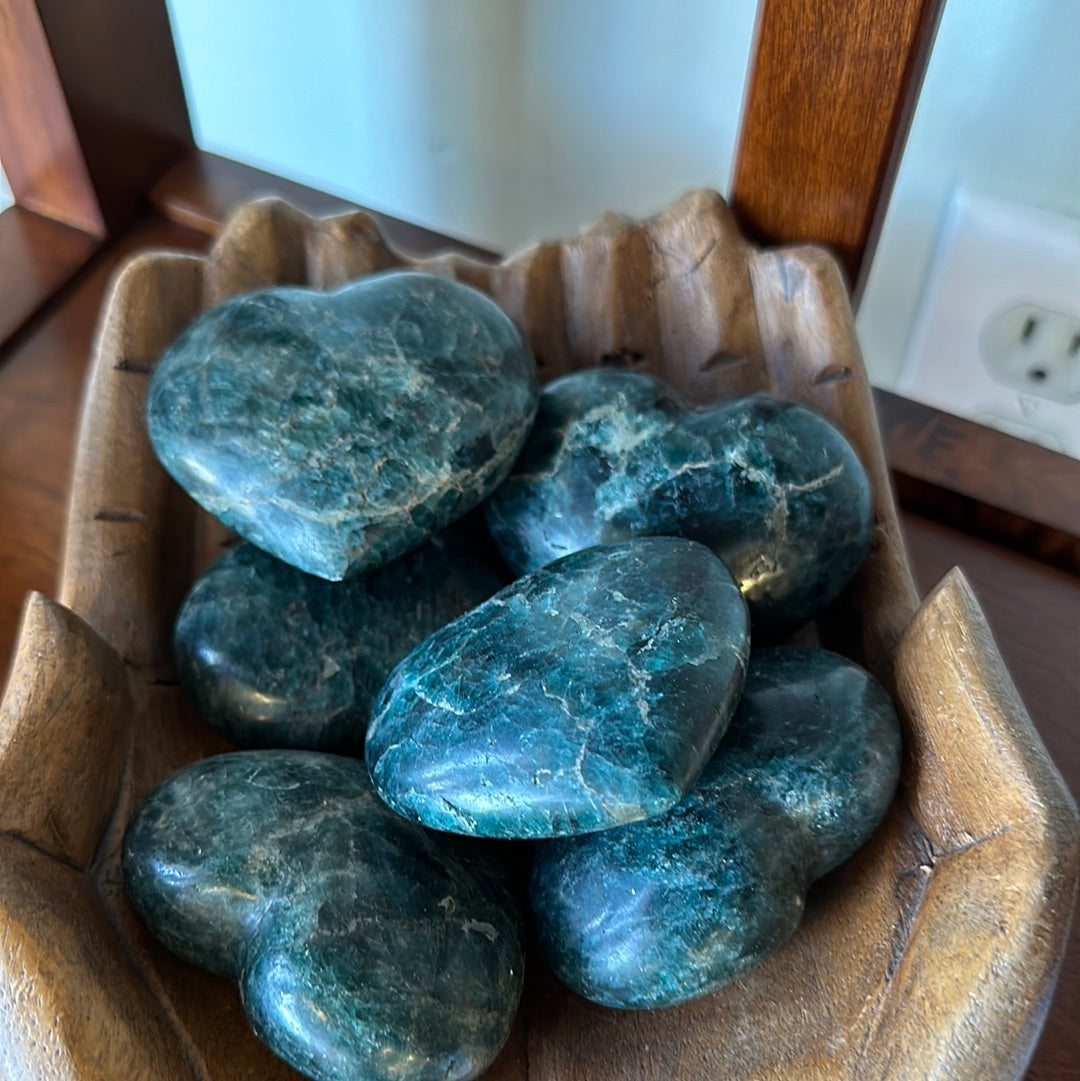 Blue Green Apatite Med Heart