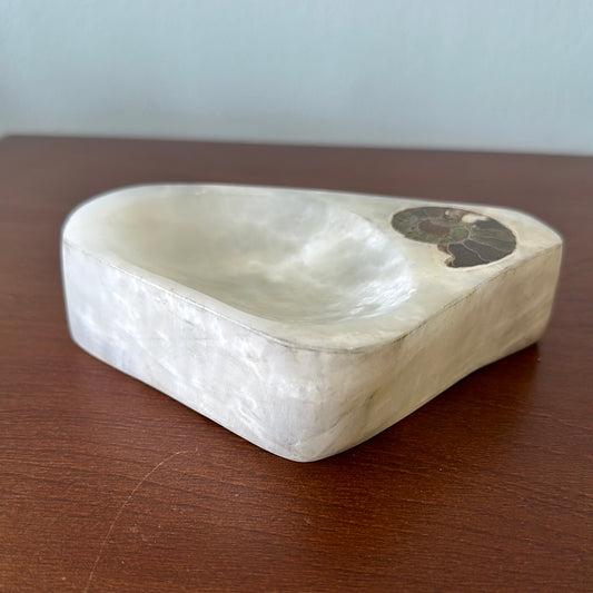 White Onyx With Ammonite Dish