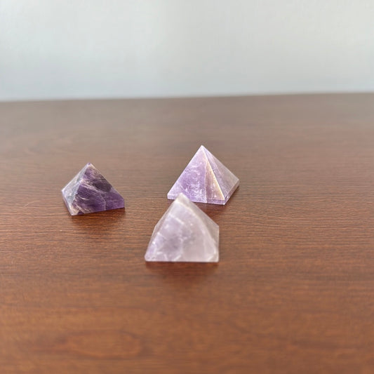 Amethyst Sm Pyramid