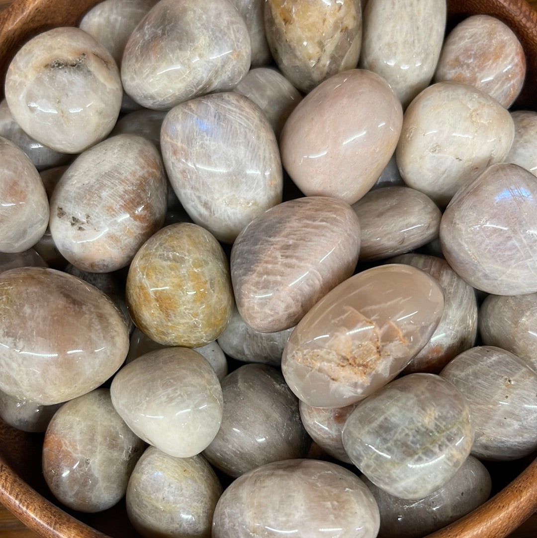 Blue Flash Moonstone Tumbled