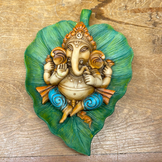 Ganesha On Leaf 12530